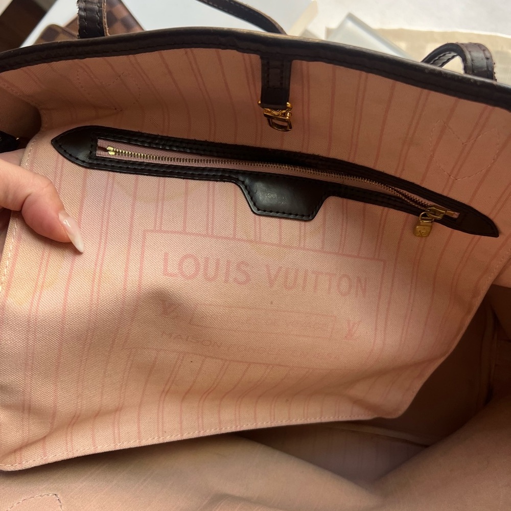 Authentic Louis Vuitton Neverfull PM - Rose Ballerine - Picture 9 of 14